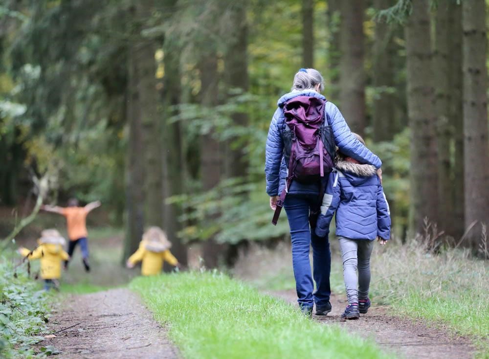 How to Get Your Kids to Love the Outdoors (Even Without WiFi)
