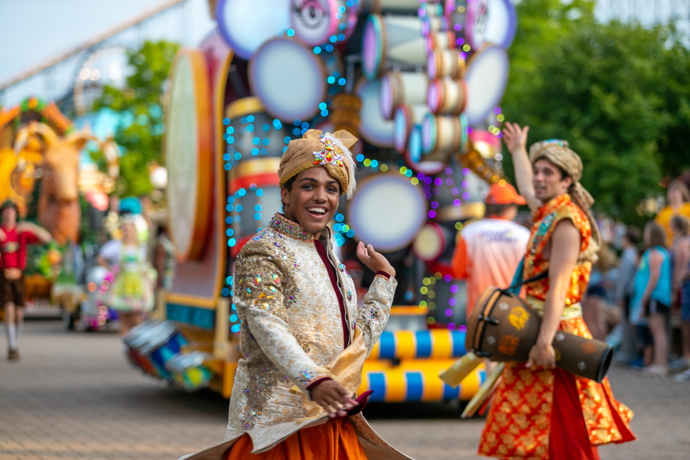 Spectacle of Color Parade